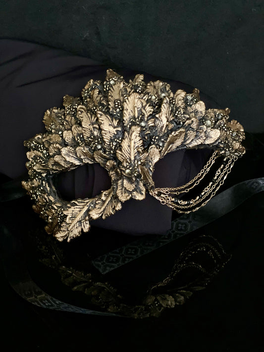 "I Need You To Masquerade My Face"